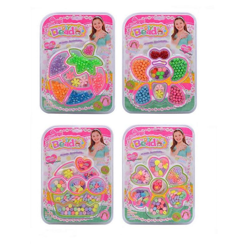 Souprava ke zhotovení náramků, 16 x 16 cm