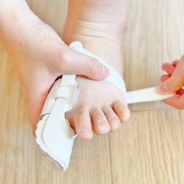 Night hallux corrector - right